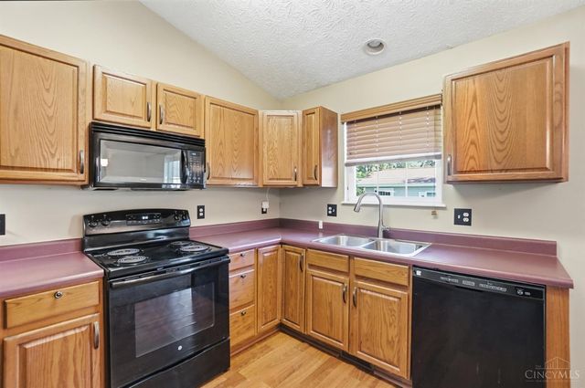 640 Maxwell Court, Germantown, OH 45327