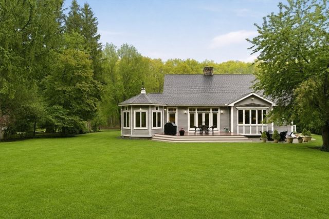 39 Adams St, Acton, MA 01720