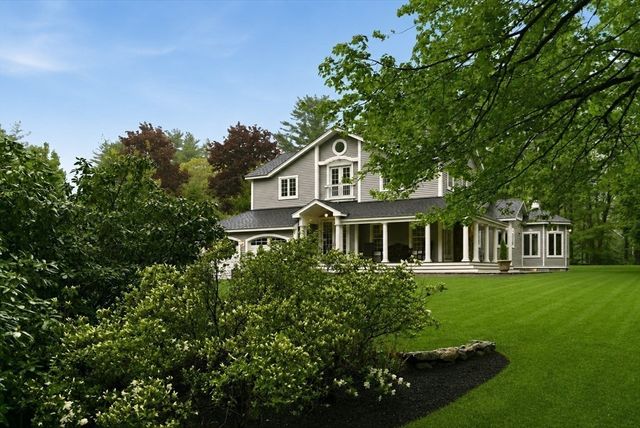 39 Adams St, Acton, MA 01720