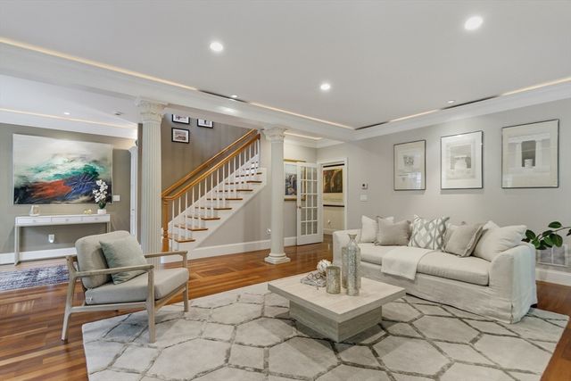 39 Adams St, Acton, MA 01720