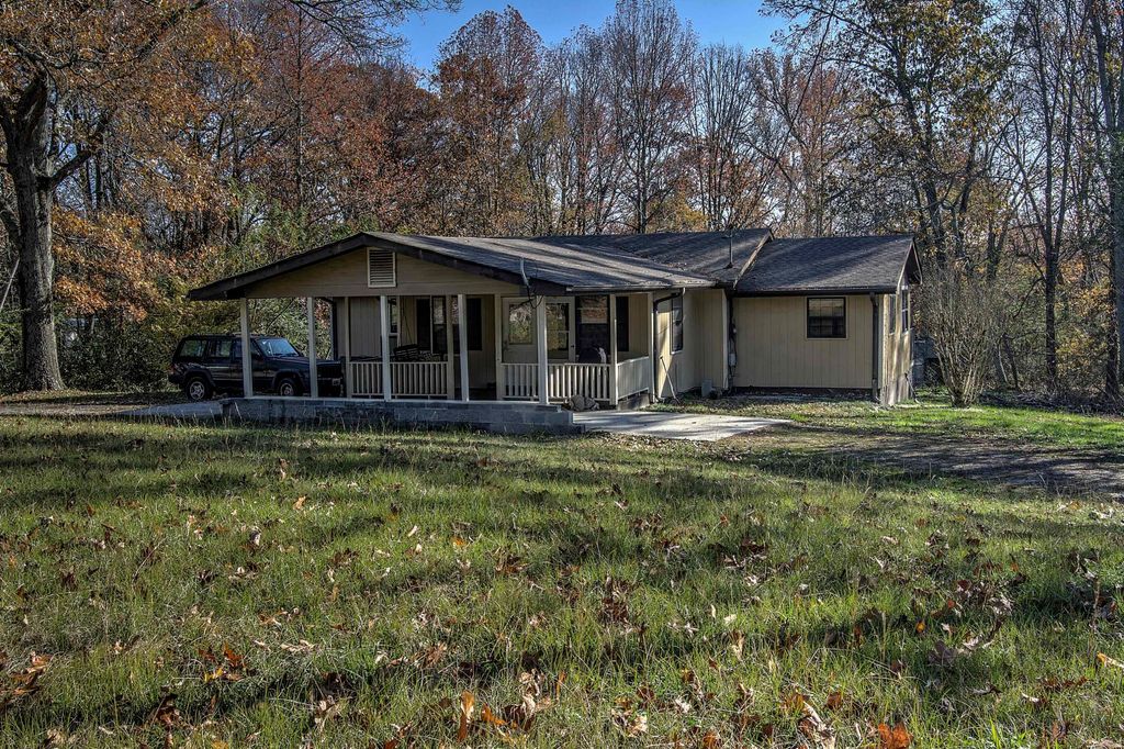 599 Poplar Springs Road, Trenton, GA 30752
