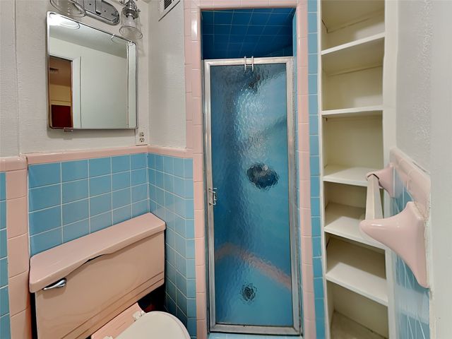 2102 Elmwood Boulevard, Dallas, TX 75224