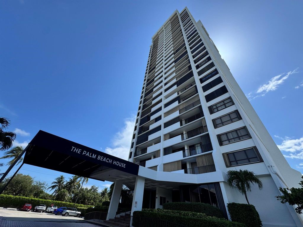 5600 N Flagler Drive 906, West Palm Beach, FL 33407