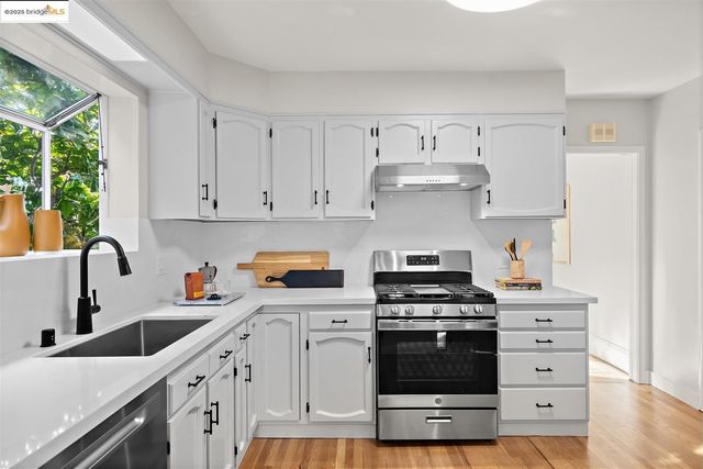 2116 Woolsey St, Berkeley, CA 94705