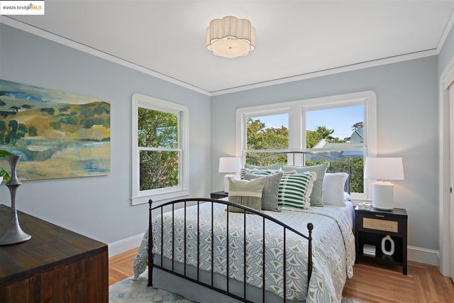 2116 Woolsey St, Berkeley, CA 94705