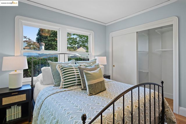 2116 Woolsey St, Berkeley, CA 94705