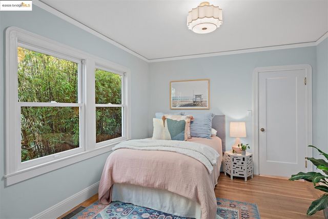 2116 Woolsey St, Berkeley, CA 94705