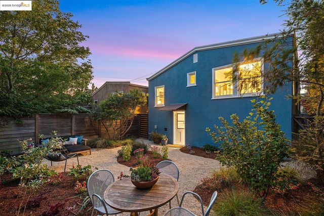 2116 Woolsey St, Berkeley, CA 94705