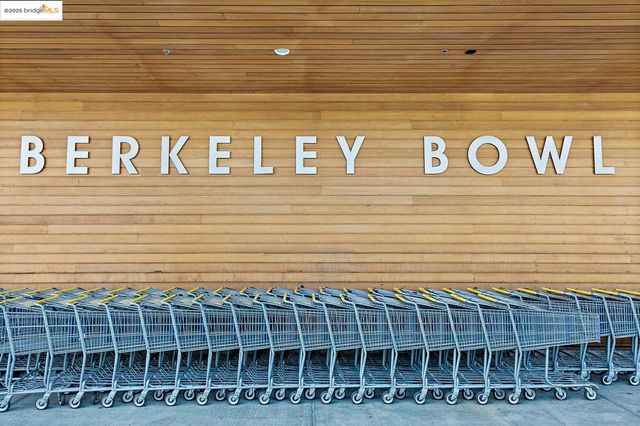 2116 Woolsey St, Berkeley, CA 94705