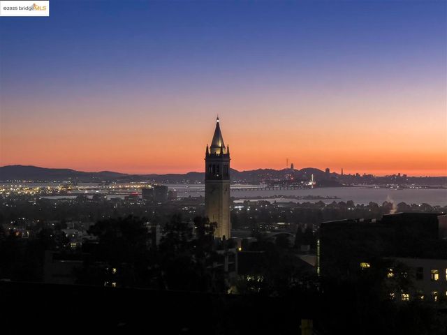 2116 Woolsey St, Berkeley, CA 94705