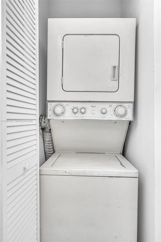 1701 NW 96th Ter 1C, Pembroke Pines, FL 33024