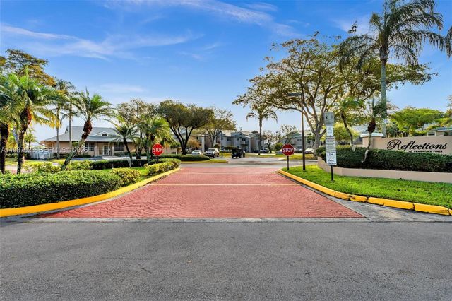 1701 NW 96th Ter 1C, Pembroke Pines, FL 33024