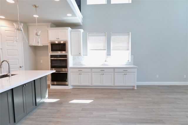 21011 Secretariat Meadow Lane, Tomball, TX 77377