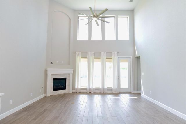21011 Secretariat Meadow Lane, Tomball, TX 77377
