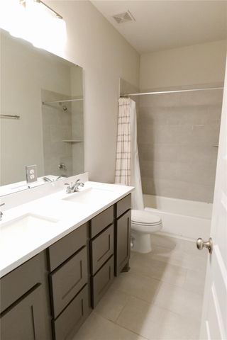 21011 Secretariat Meadow Lane, Tomball, TX 77377