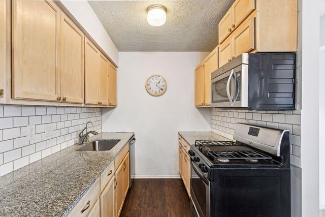 4453 Cedar Lake Road S, Saint Louis Park, MN 55416