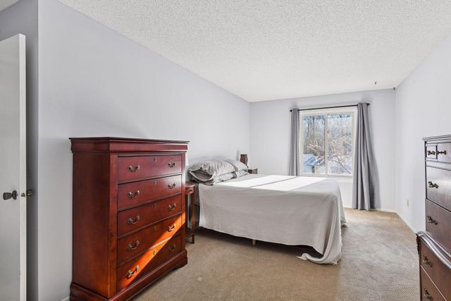 4453 Cedar Lake Road S, Saint Louis Park, MN 55416