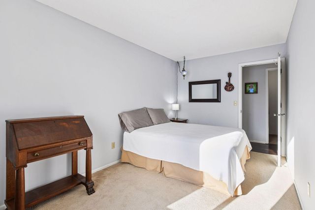 4453 Cedar Lake Road S, Saint Louis Park, MN 55416