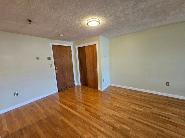 35 Prospect Street 215, Woburn, MA 01801