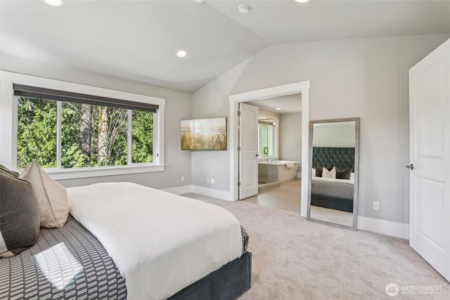 4991 229th Avenue SE, Issaquah, WA 98029