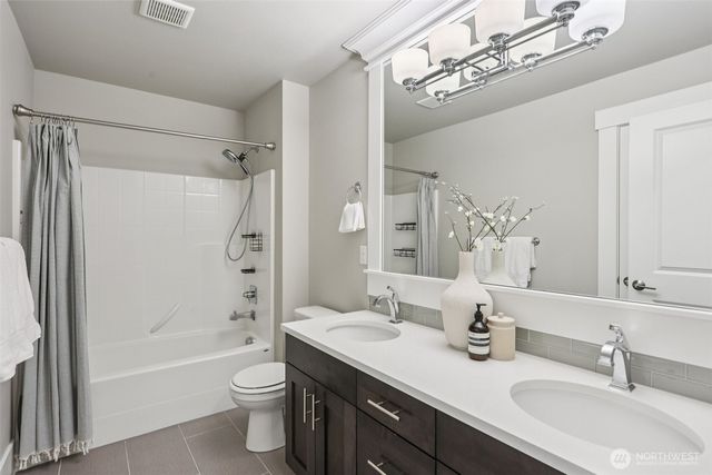 4991 229th Avenue SE, Issaquah, WA 98029