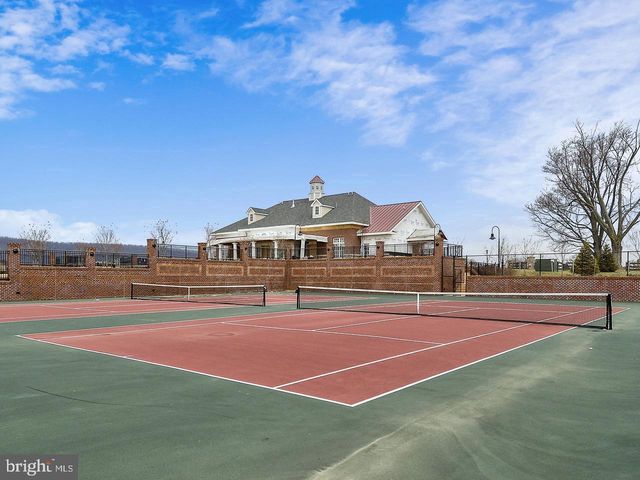 711 CANAL TOWN ST, Brunswick, MD 21716