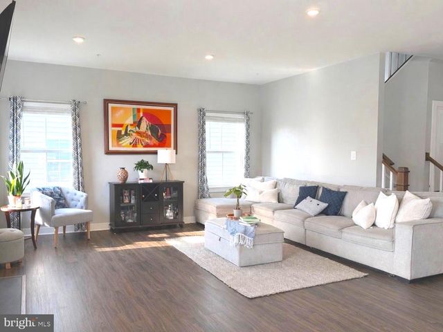 711 CANAL TOWN ST, Brunswick, MD 21716