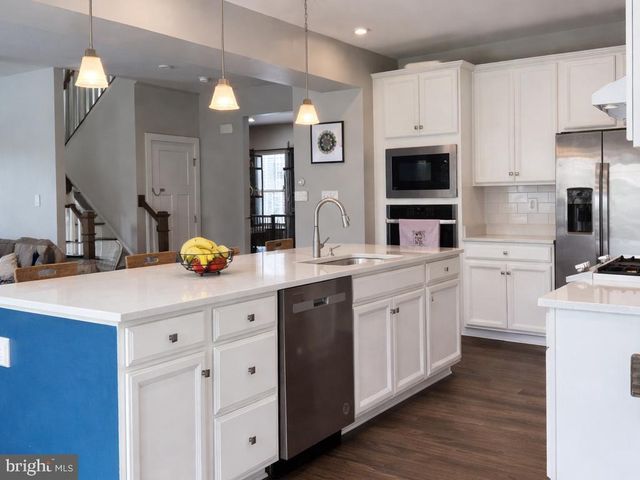 711 CANAL TOWN ST, Brunswick, MD 21716