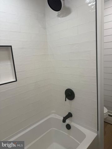 305 S FORNEY AVE, Hanover, PA 17331