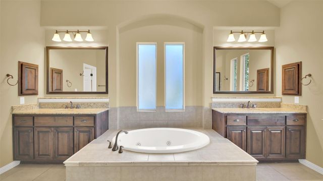 3514 Aquamarine DR, Round Rock, TX 78681