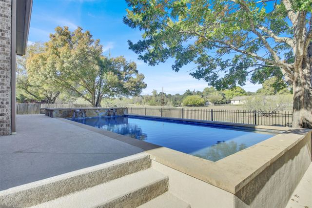 3514 Aquamarine DR, Round Rock, TX 78681