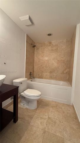 350 S Miami Avenue 302, Miami, FL 33130