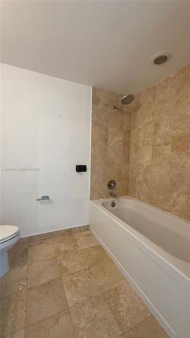 350 S Miami Avenue 302, Miami, FL 33130
