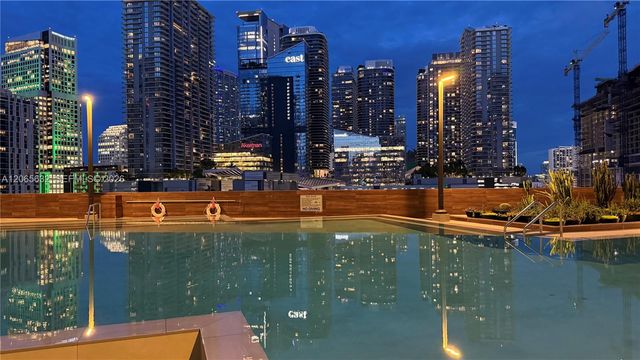 350 S Miami Avenue 302, Miami, FL 33130