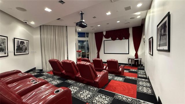 350 S Miami Avenue 302, Miami, FL 33130