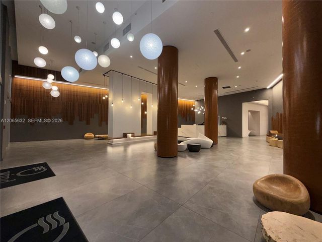 350 S Miami Avenue 302, Miami, FL 33130