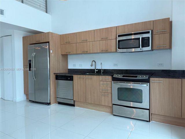 350 S Miami Avenue 302, Miami, FL 33130