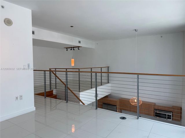 350 S Miami Avenue 302, Miami, FL 33130