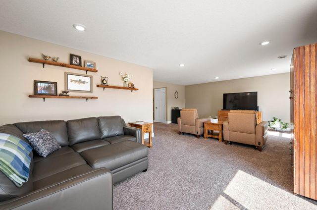 13331 White Pine Court N, Dayton, MN 55327