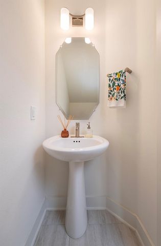 2508 B Simond Ave B, Austin, TX 78723