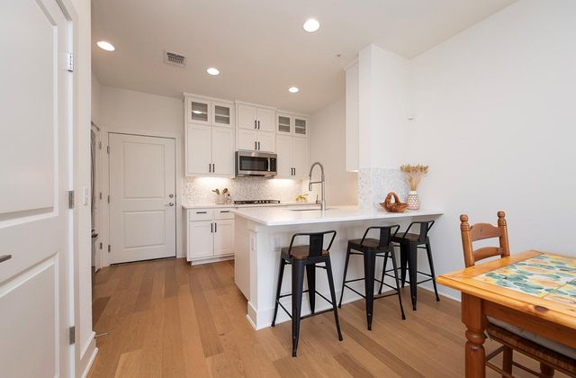 2508 B Simond Ave B, Austin, TX 78723