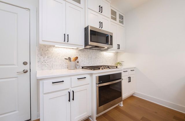 2508 B Simond Ave B, Austin, TX 78723