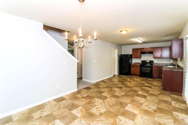 7103 Tanger Boulevard, Riverdale, GA 30296