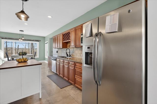 110 S High Ridge Dr, Goodlettsville, TN 37072