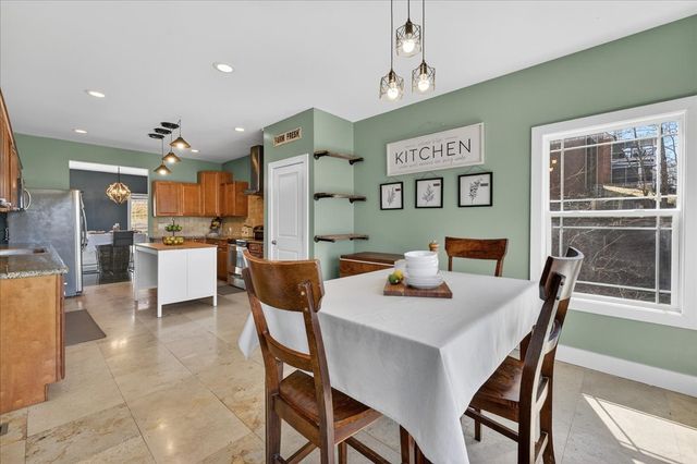 110 S High Ridge Dr, Goodlettsville, TN 37072