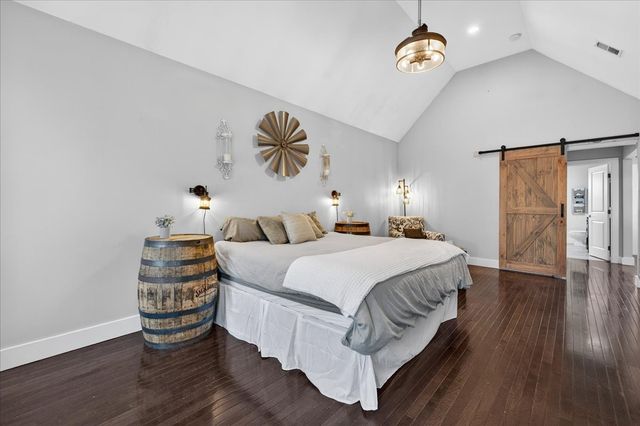 110 S High Ridge Dr, Goodlettsville, TN 37072