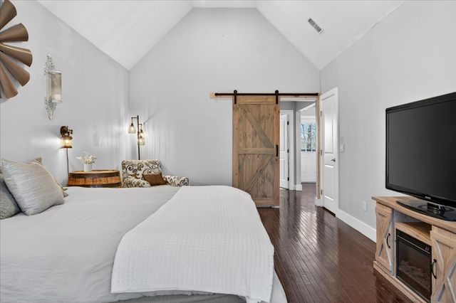 110 S High Ridge Dr, Goodlettsville, TN 37072