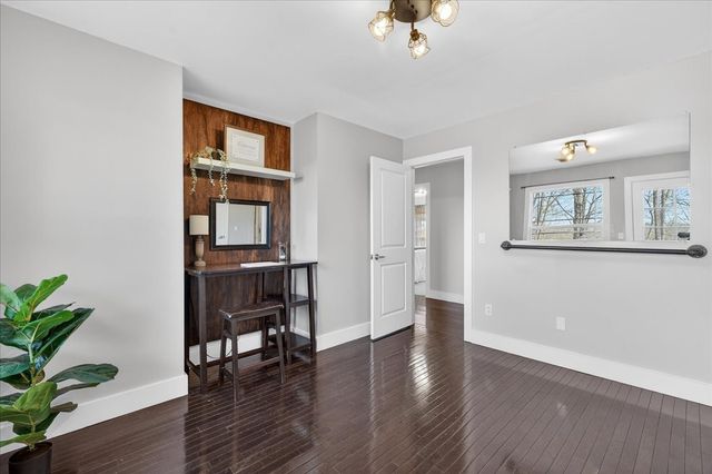 110 S High Ridge Dr, Goodlettsville, TN 37072