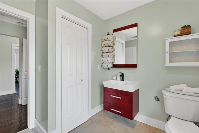 110 S High Ridge Dr, Goodlettsville, TN 37072