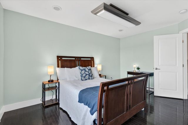 110 S High Ridge Dr, Goodlettsville, TN 37072